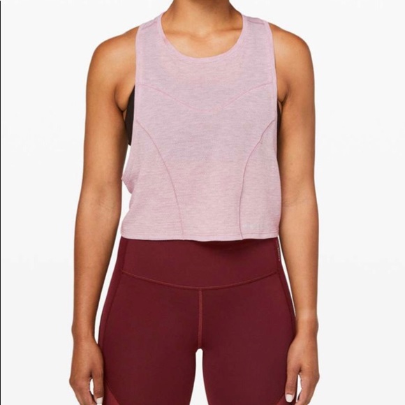 New lululemon Tank - Picture 3 of 3